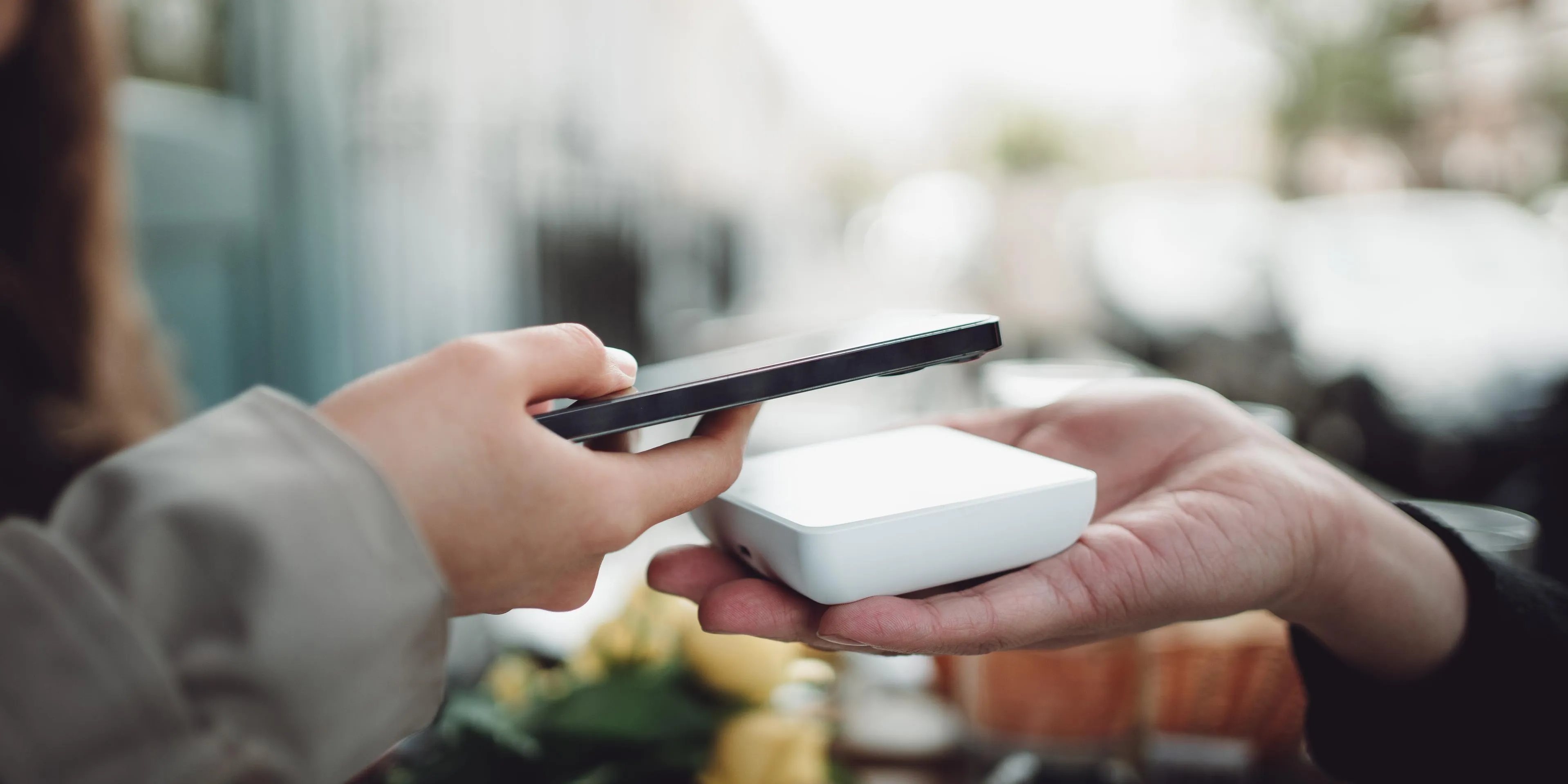 Les produits bancaires du quotidien pour les entreprises dans votre Raiffeisen Fribourg-Ouest